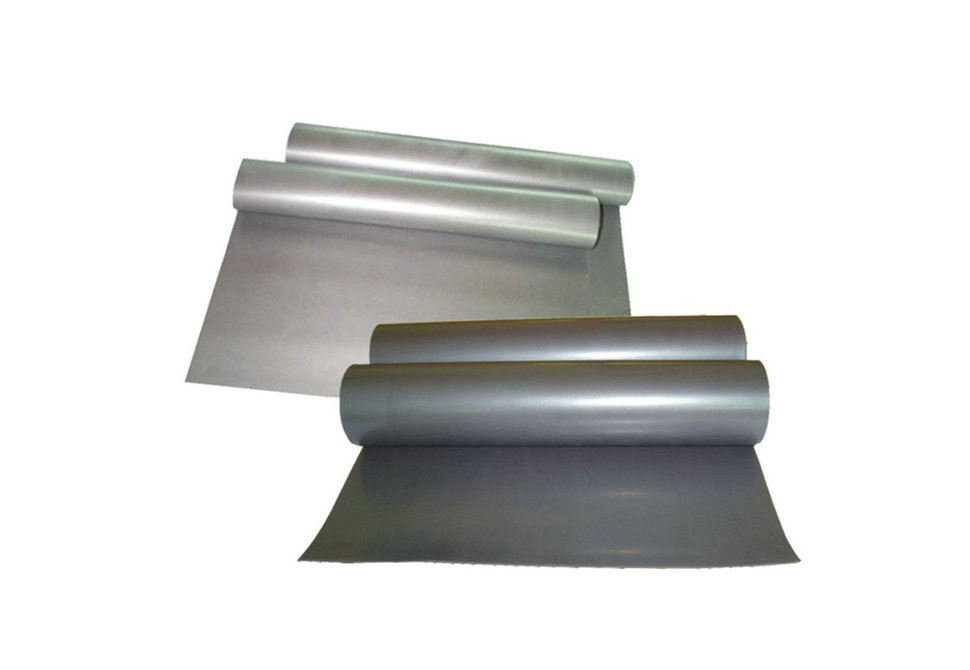 Magnetic receptive roll